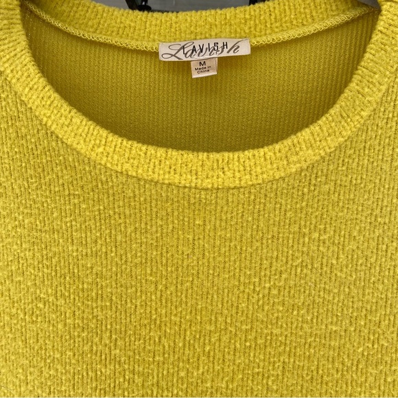 VINTAGE LAVISH Women’s Short Sleeve Ruffle Knitted Top - Picture 3 of 3